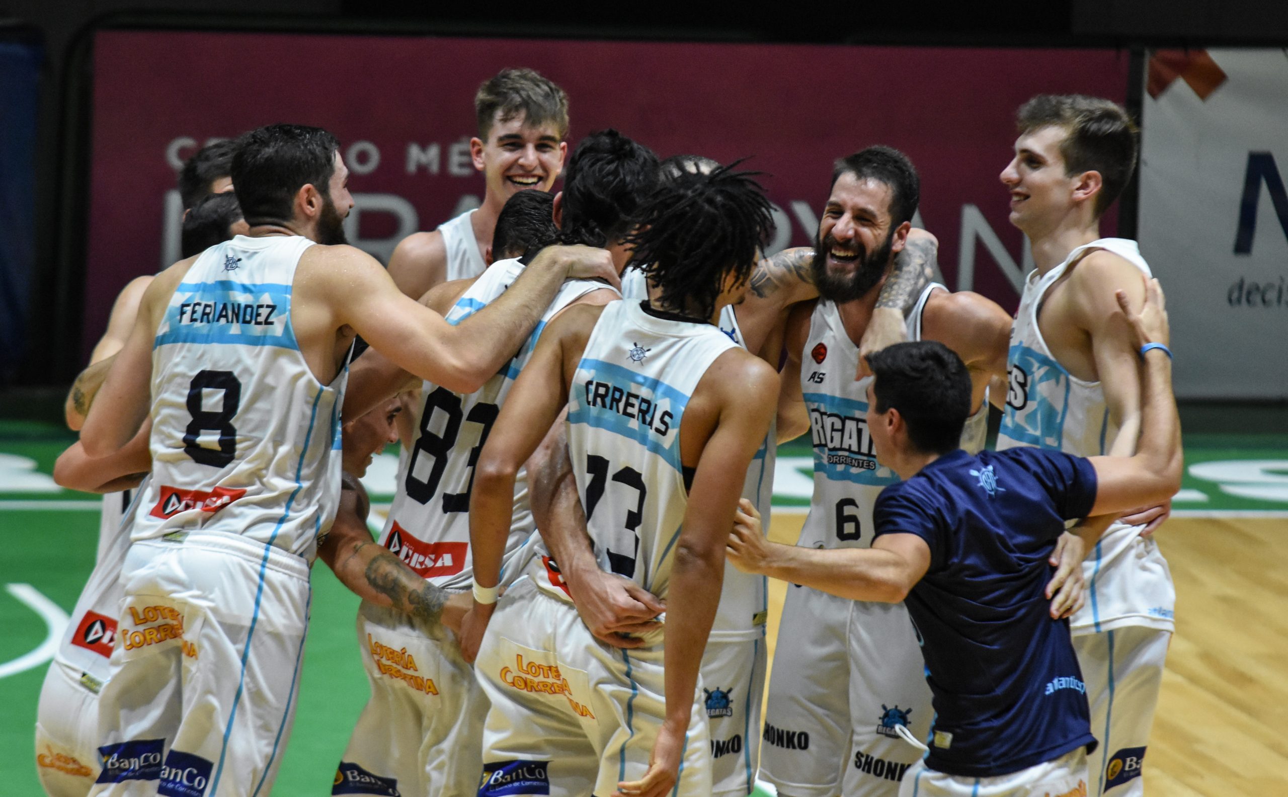 Carreras 10 puntos en triunfo Regatas