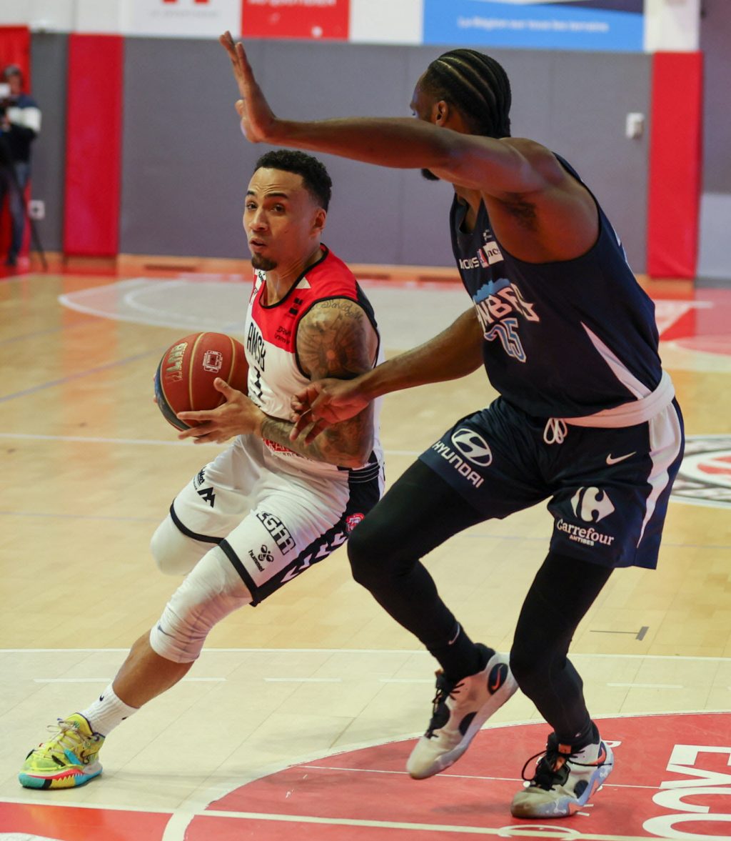 alex-abreu-et-ses-coequipiers-n-ont-pas-trouve-les-solutions-pour-venir-a-bout-d-antibes-photo-le-dl-sylvain-muscio-1670689121