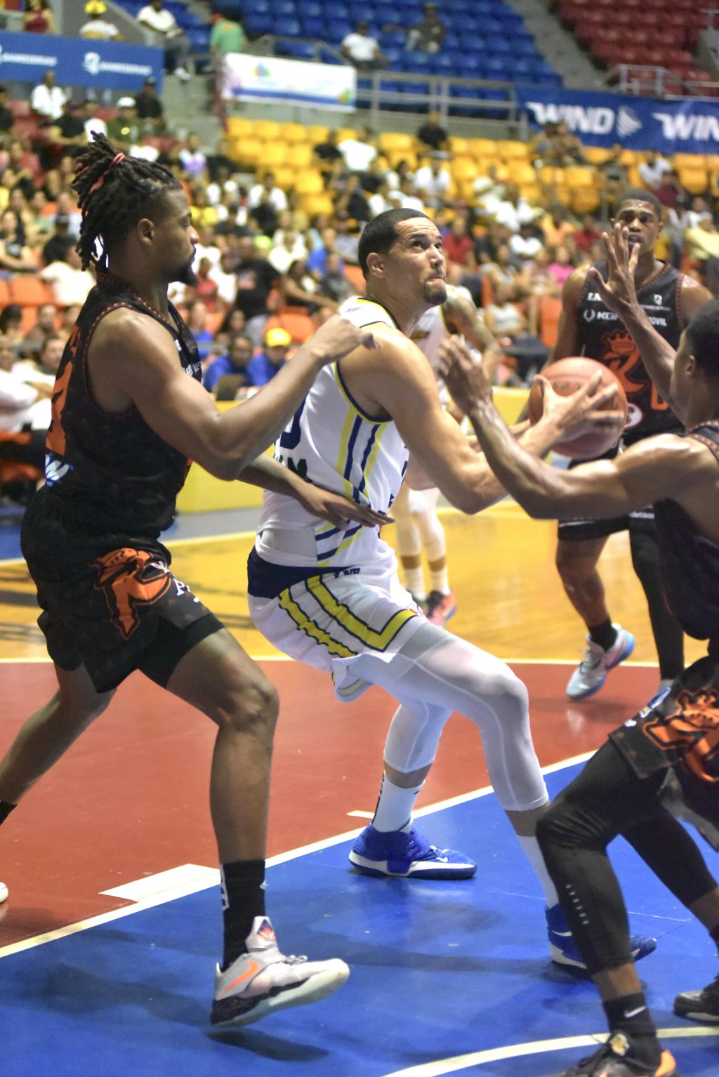 Eloy Vargas vs REA