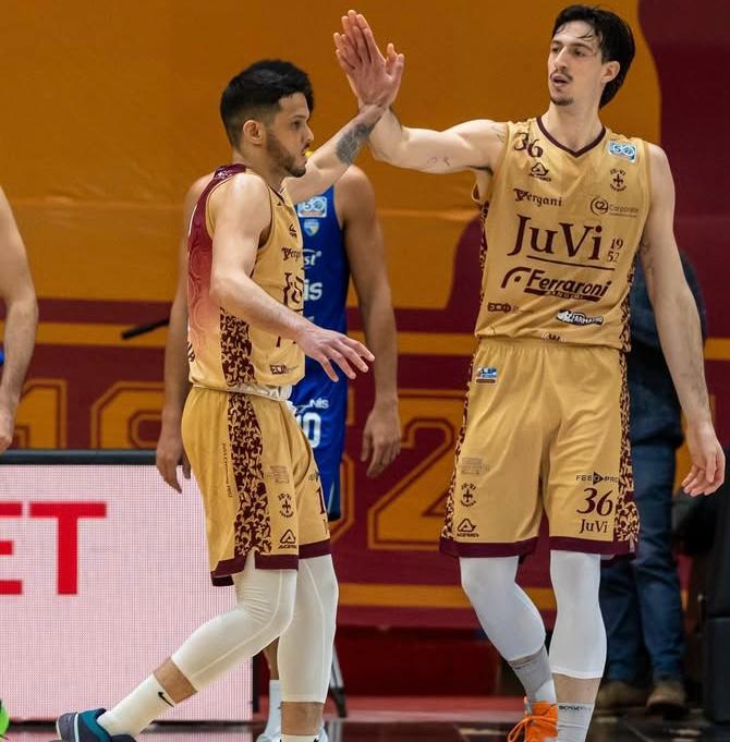 528a2dda-0547-41c8-a4e7-4e431122490c