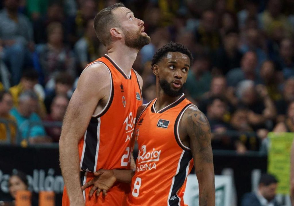 90f8bb99-f50a-42e4-b5df-8659c1fbf740