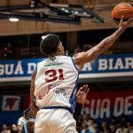Matos 18 puntos, +15 de valoración en triunfo de Biguá