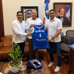Ministro Andrés Bautista apoyará al equipo nacional de basket en Ventana Copa Mundial