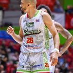 Mendoza 21 puntos en derrota de Santeros ante Atléticos