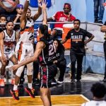 Acevedo 14 puntos en triunfo de Reales ante Gigantes