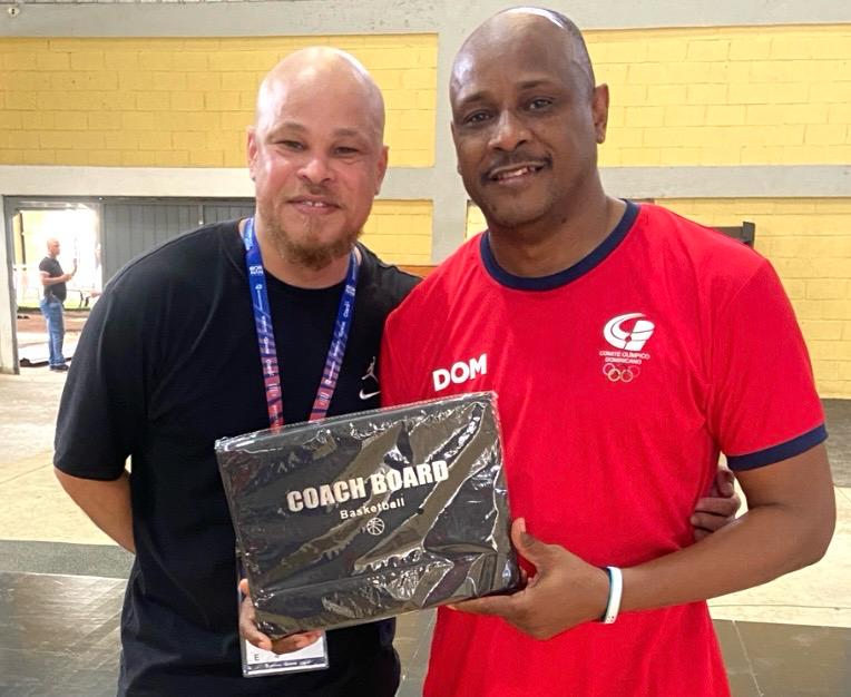 Edison Brito productor de Dominicanos en Basket junto a Jose ¨Maita¨ Mercedes