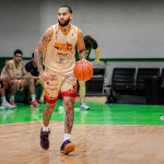 Zarzuela 30 puntos liderando Cancún ante Santos