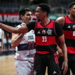 Montero decide triunfo en avance de Flamengo