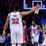 Towns doble-doble en derrota de Knicks ante 76ers